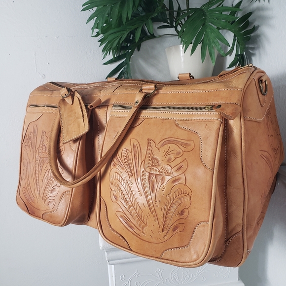 LARGE Tan Tooled Leather Travel Duffle Bag Unisex Vintage 23 x 12 - Picture 6 of 16